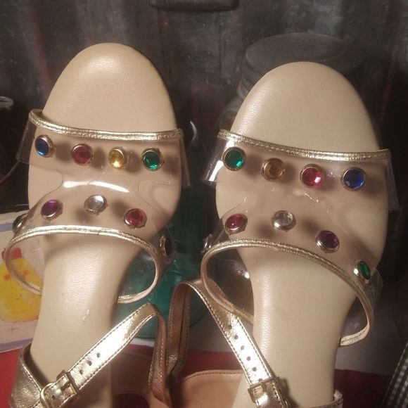 Vintage Beacon Jeweled Sandals - Picture 3 of 8